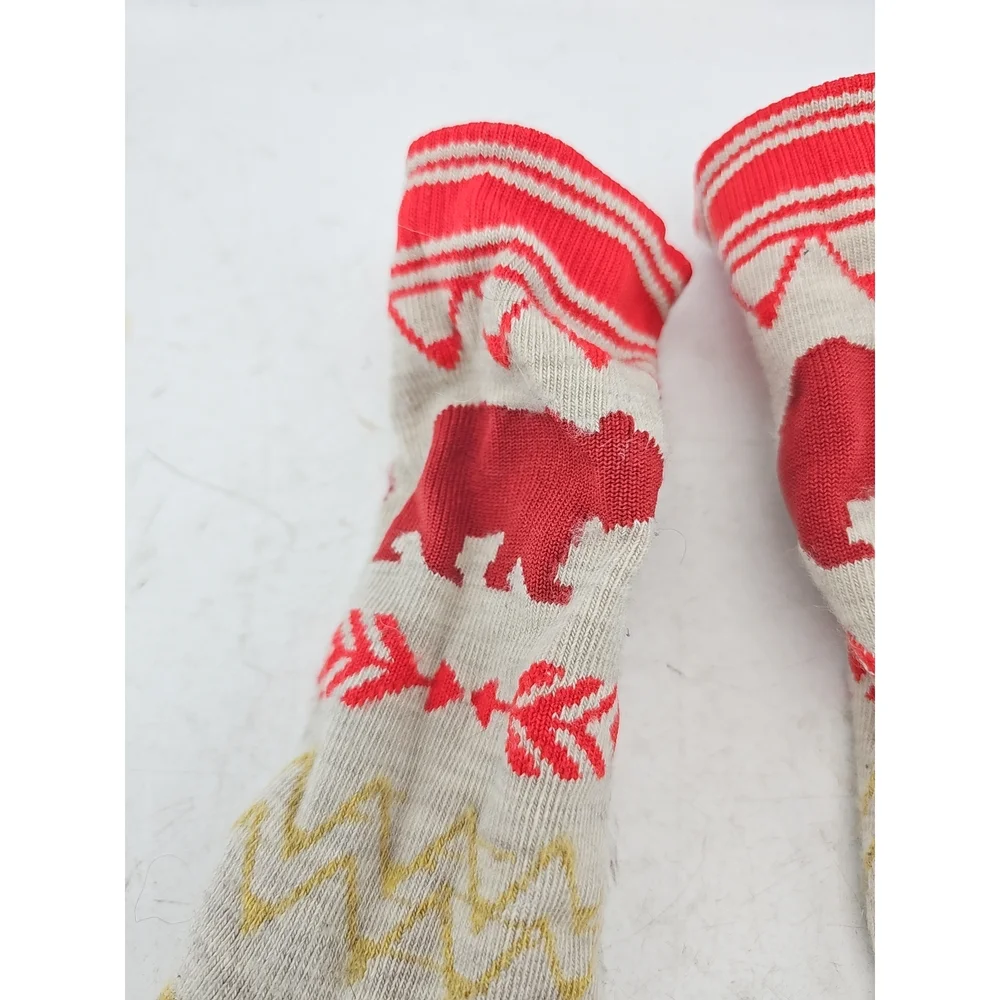 Pendleton Bear Pattern Geometric Socks